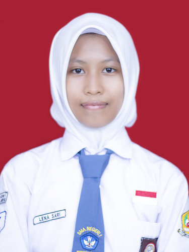 LENA SARI XI.C.jpg