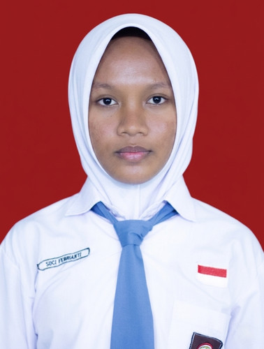 Suci Febrianti XI.C.jpg
