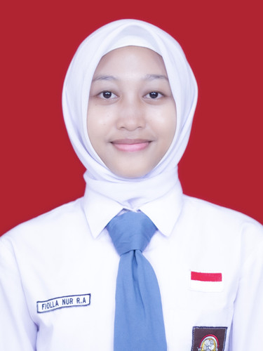 Fiolla Nur Rizqi Amanda XI.A.jpg