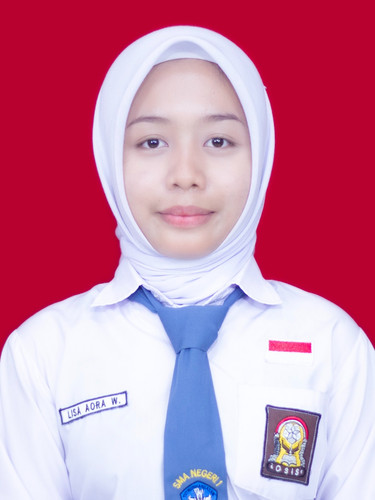 Lisa Aora Wijayanti XI.A.jpg