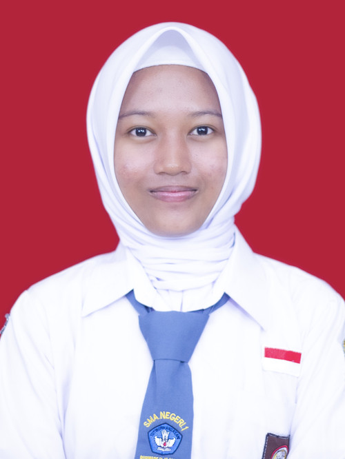 Aulia Safinatul Zahra XI.E.jpg