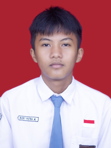 Rizky Putra Maulana XI.E.jpg