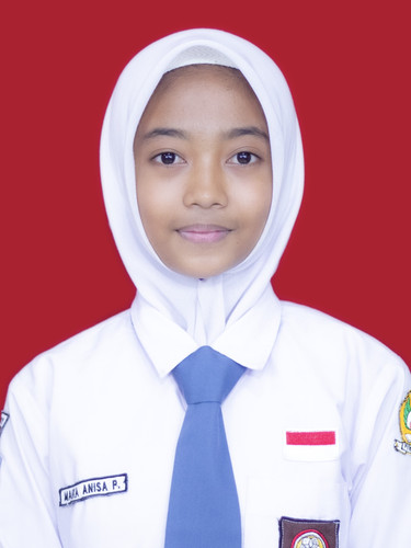 Maika Anisa Putri (19) XI.E.jpg