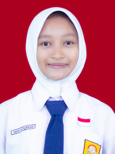 Safa atuzakiah X.C.jpg
