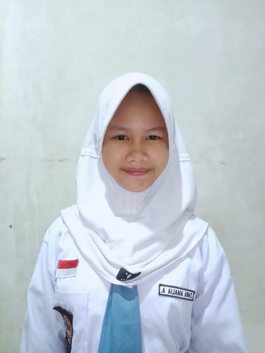 Zahra Amalia Azani X.F.jpg
