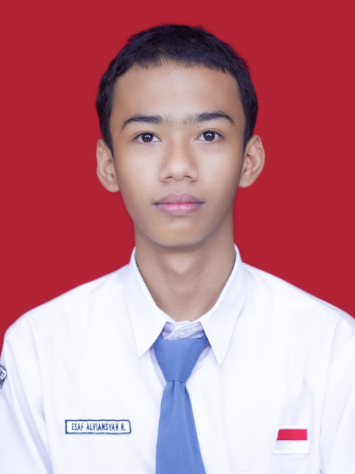 Esaf Alviansyah Rizqi XI.I.jpg