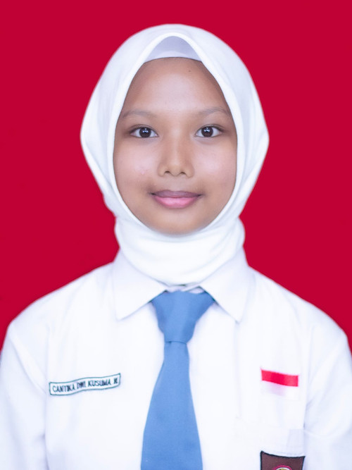 Cantika Dwi Kusuma Wardani XI.J.jpg