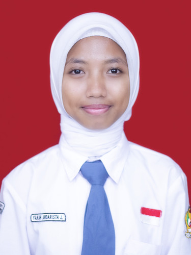 FARAH ANDARISTA JUNIAR XI.J.jpg