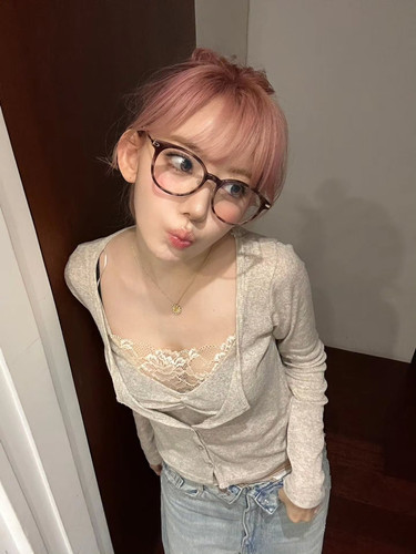 eb5d6eda1e5b19e875b6f1b6f967e11e.jpg