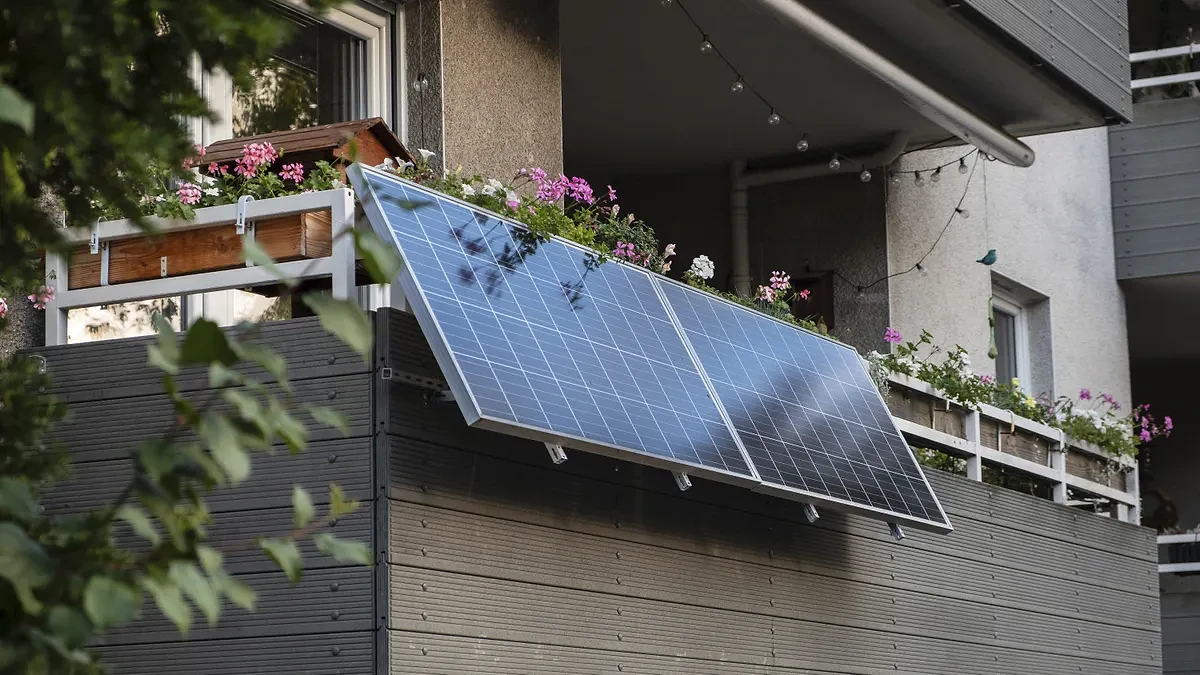 A plug-in solar balcony panel in Germany
