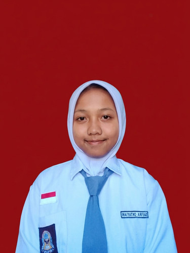 Safira Oktafiani X.G.jpg