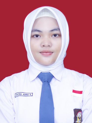 ZHAFIRA AGHNA RAFIFAH XI.G.jpg