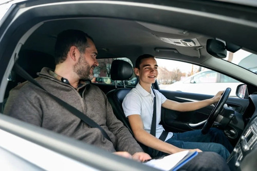 Best service for Driving Refresher Courses in Warley.jpg