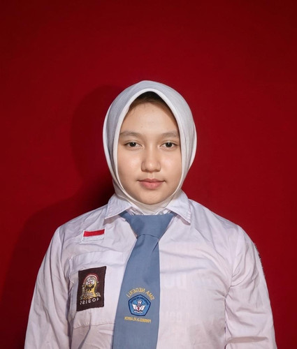 Julia Putri Lizardo X.I.jpg