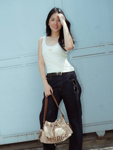 fbdc0cf45a73fa6a9747ad5ba42f817f.jpg