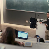 Rooster.S01E02.Trousers.1080p.AMZN.WEB DL.CZ SK EN.DD+5.1.Atmos.H.264 RAWR.mkv 20260619 204236.260