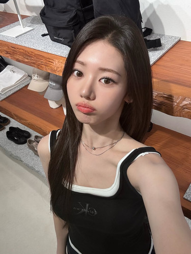 babymonster ygofficial 7924ef3d94ba453492453279e4d49f63.jpg