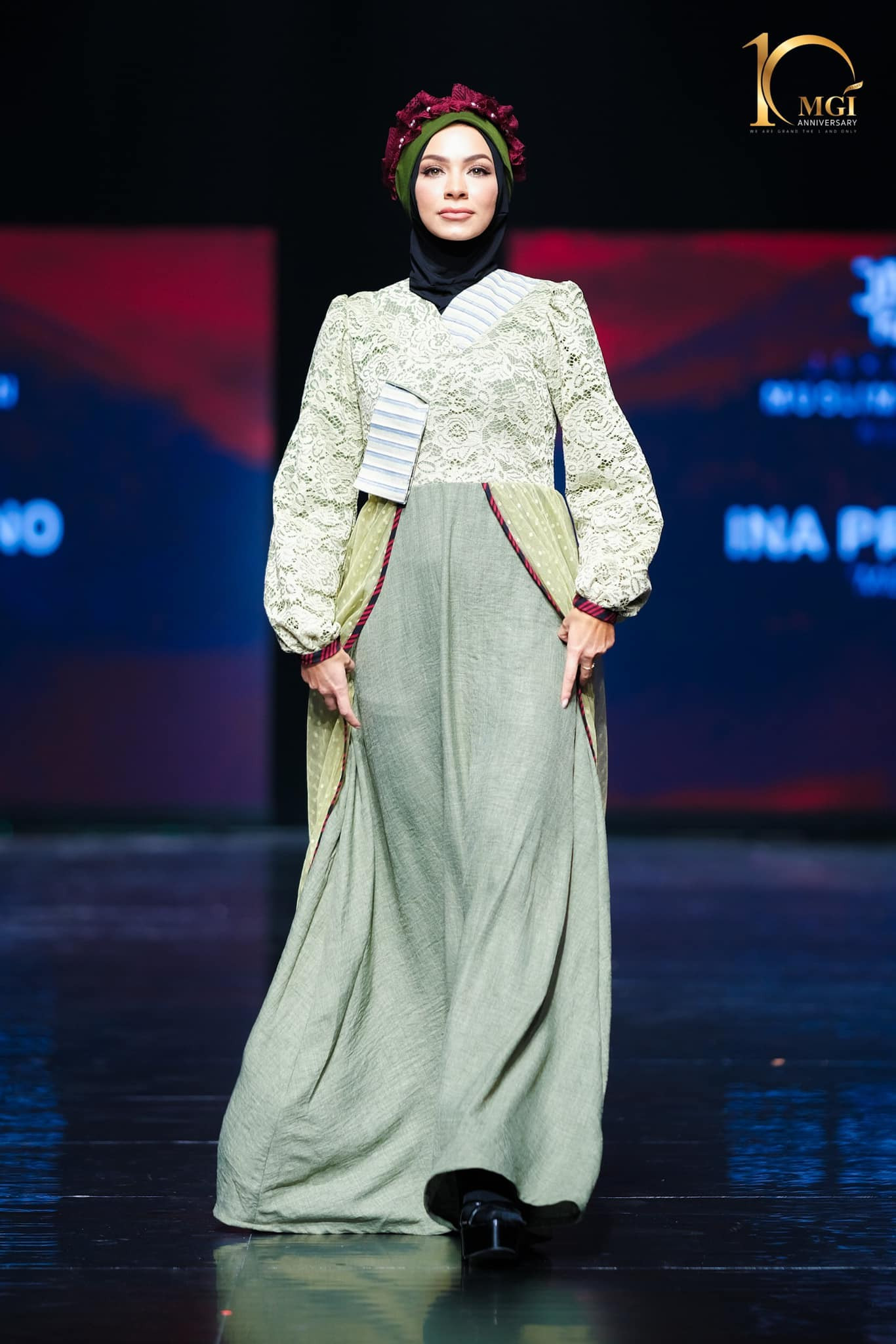 candidatas a miss grand international 2022 durante muslim fashion week. - Página 4 DH6M92