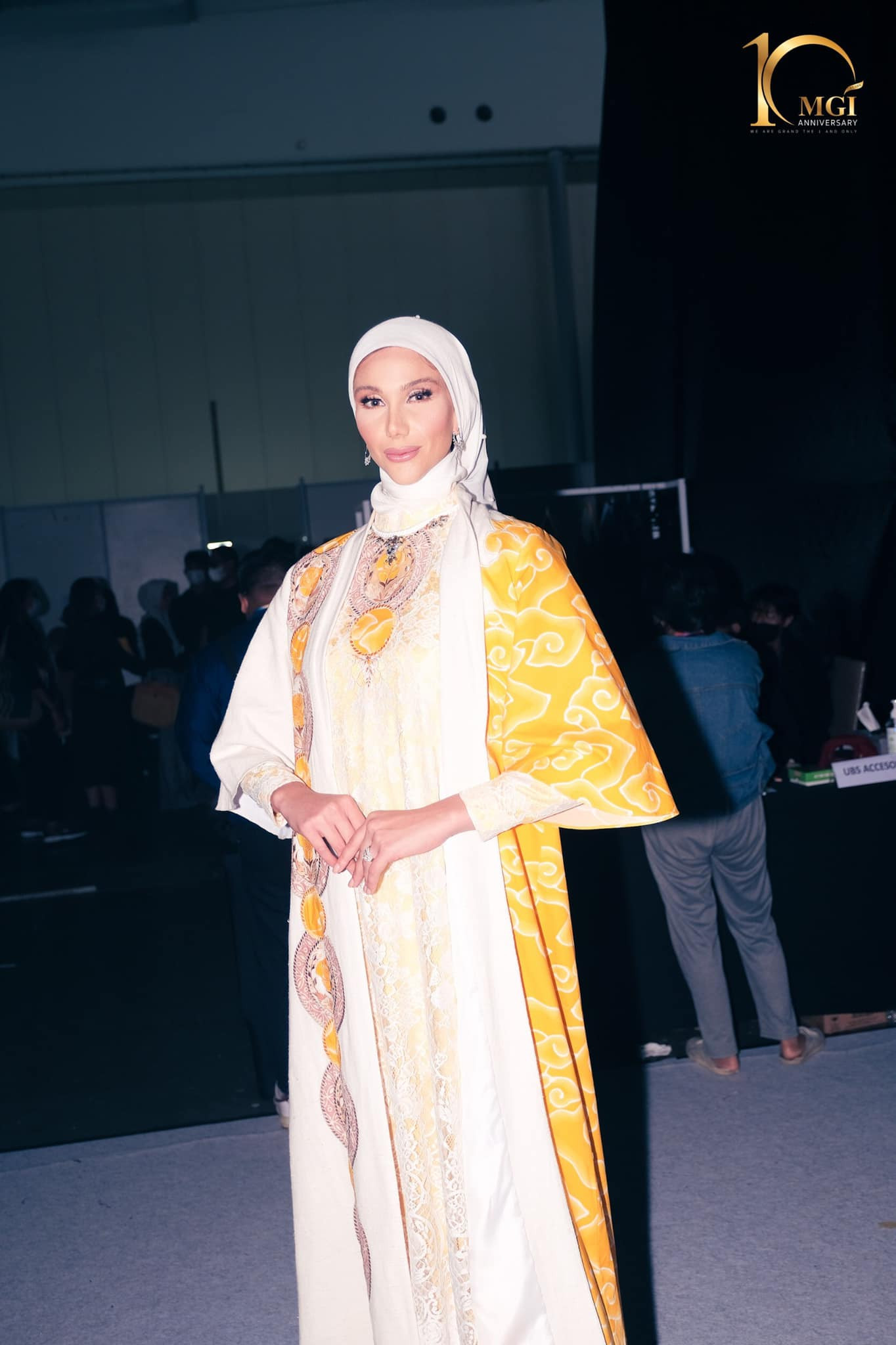 candidatas a miss grand international 2022 durante muslim fashion week. - Página 3 DH8pta
