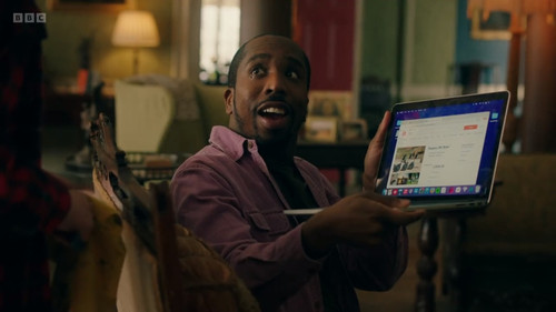 GhostsUK S4E5 PoachedGuests (196)