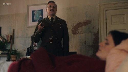 ghosts uk S4e3 thehardestword (220)