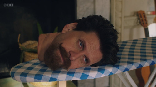 ghosts uk S4e3 thehardestword (662)