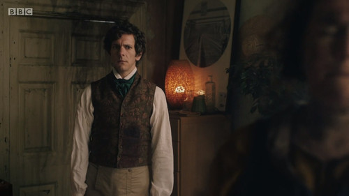 Ghosts UK s3e6 PartoftheFamily (589)