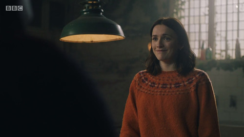 Ghosts UK s3e6 PartoftheFamily (508)