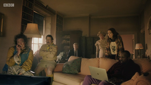 Ghosts UK s3e6 PartoftheFamily (10)
