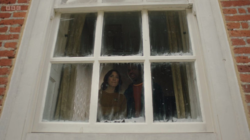 ghosts uk s4e1 HappyHoliday (582)