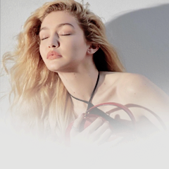 GigiHadidCOL kopia203.png