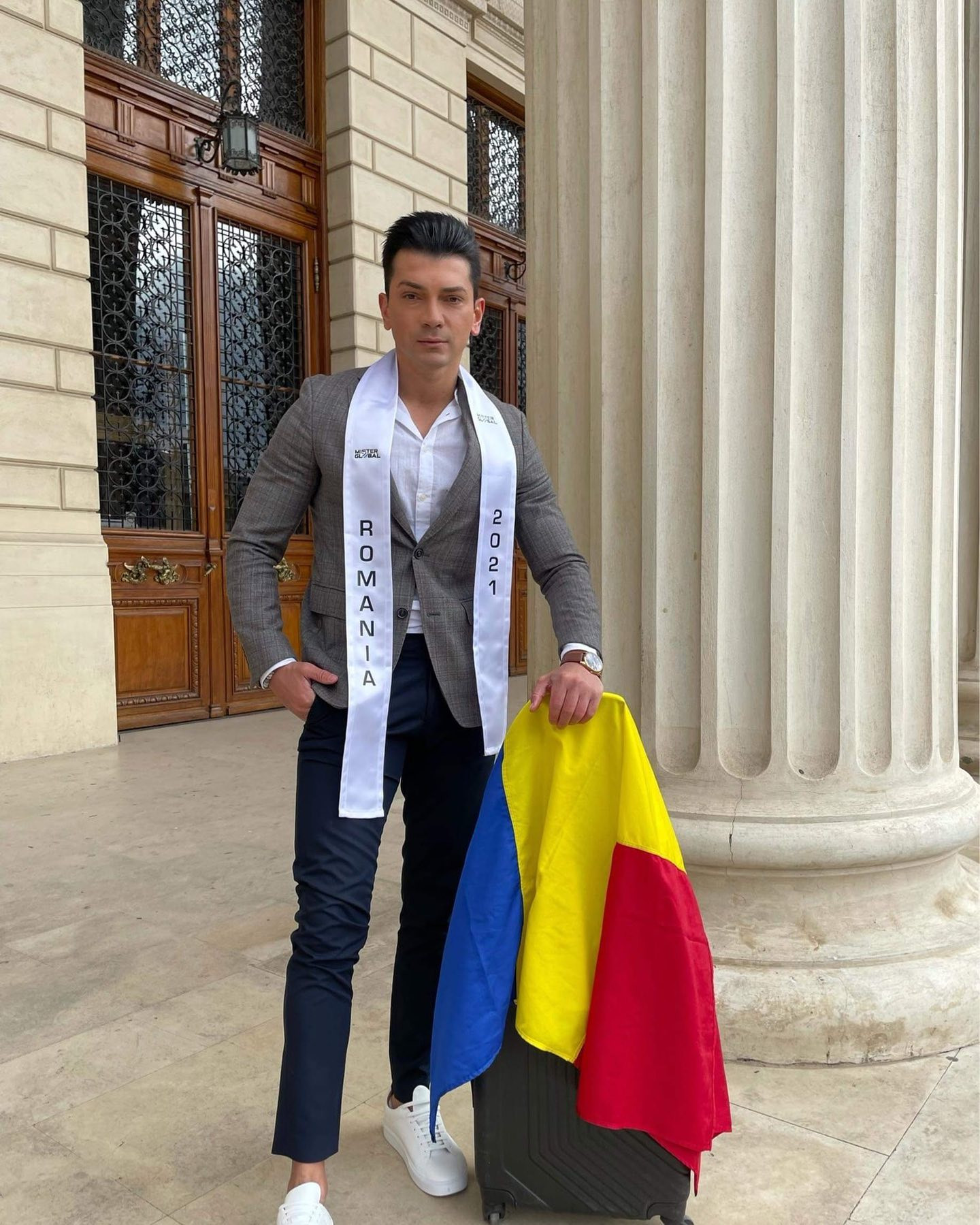 7ᵗʰ mr global. vencedor: spain. - Página 6 ERpcF9