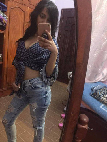 لبوه متناكه ٥٩ صوره بتعرض ل عشيقها عشان تمتعه  F06t2UX.md