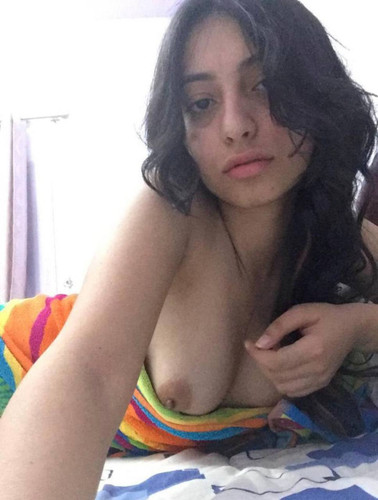 لبوه متناكه ٥٩ صوره بتعرض ل عشيقها عشان تمتعه  F06tTg9.md