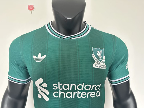 Liverpool 25 26 3rd 6.jpg