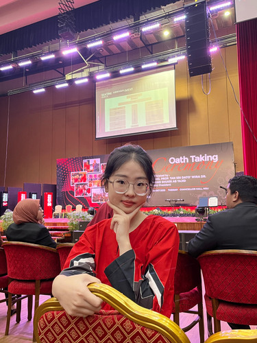 刘亮晶.jpg