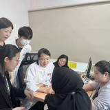 定期进校义诊2
