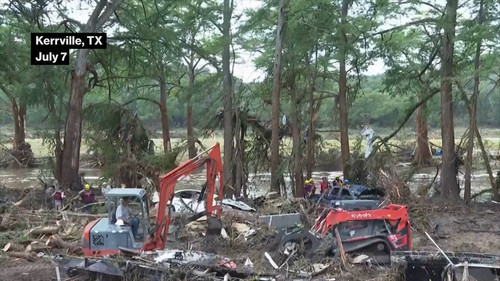 C 3Zk1zF 9lSFuMa.jpg