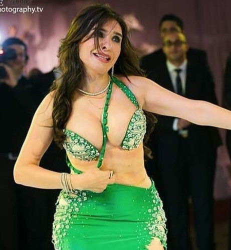 دينا الراقصه  F1Pg7SI.md