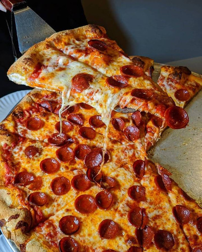 Pizza.jpg