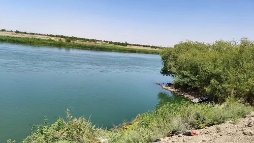 NIg9pO R4dZFeqYu.jpg