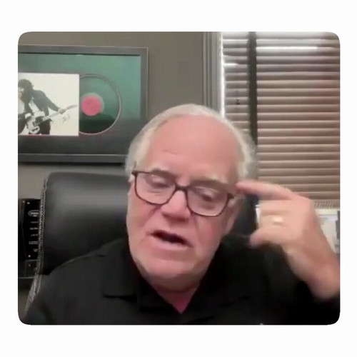 ei9rRCkWOvfGRSXT.jpg