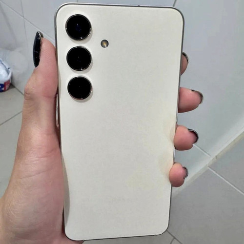 Galaxy S24 Plus.jpg