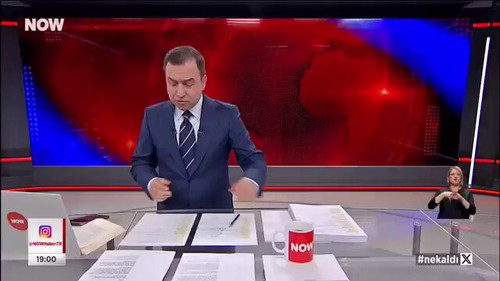 Y8J2IzLE0WLbFJDS.jpg