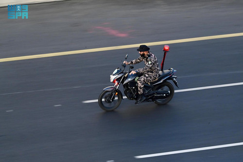 Gsx65TmWAAAQP0j.jpg