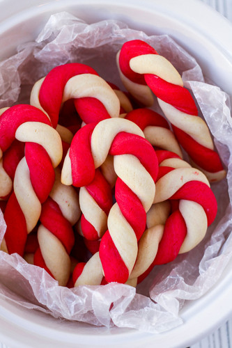 Candy Cane Cookies 6.jpg