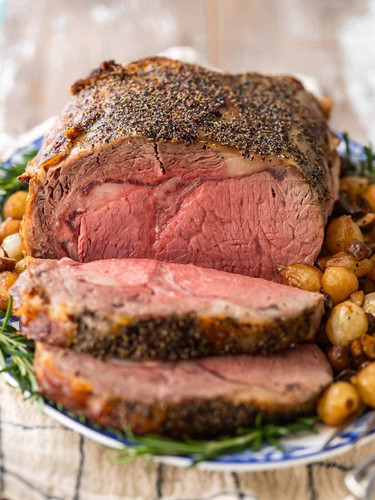 easy prime rib roast recipe 2 of 8 edited.jpg