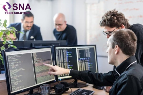 Expert Web Developer in Noida for Custom Websites.jpg