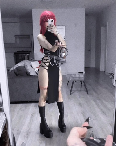 let’s destroy the world together ⛓️ Makima style inspo from @nevstudiostreetwear #makima #chainsawma.jpg