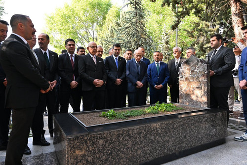 Gsvw8SAXoAAg7Af.jpg